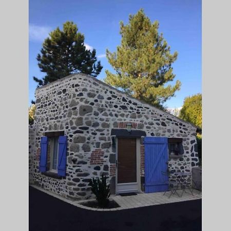 Maisonnette En Pierre Independante De 20 M2 Saint-Cirgues-sur-Couze Buitenkant foto