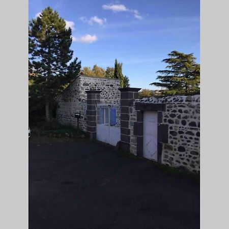 Maisonnette En Pierre Independante De 20 M2 Saint-Cirgues-sur-Couze Buitenkant foto