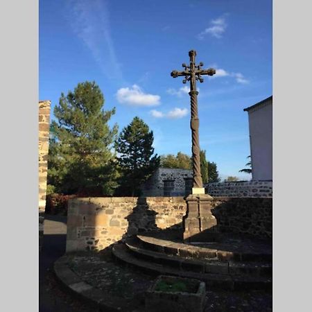Maisonnette En Pierre Independante De 20 M2 Saint-Cirgues-sur-Couze Buitenkant foto
