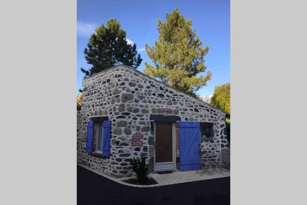 Maisonnette En Pierre Independante De 20 M2 Saint-Cirgues-sur-Couze Buitenkant foto